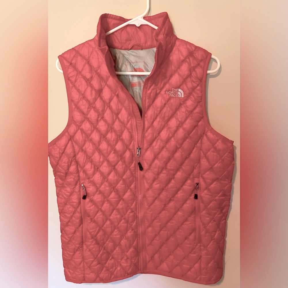 North Face lightweight orange vest size large